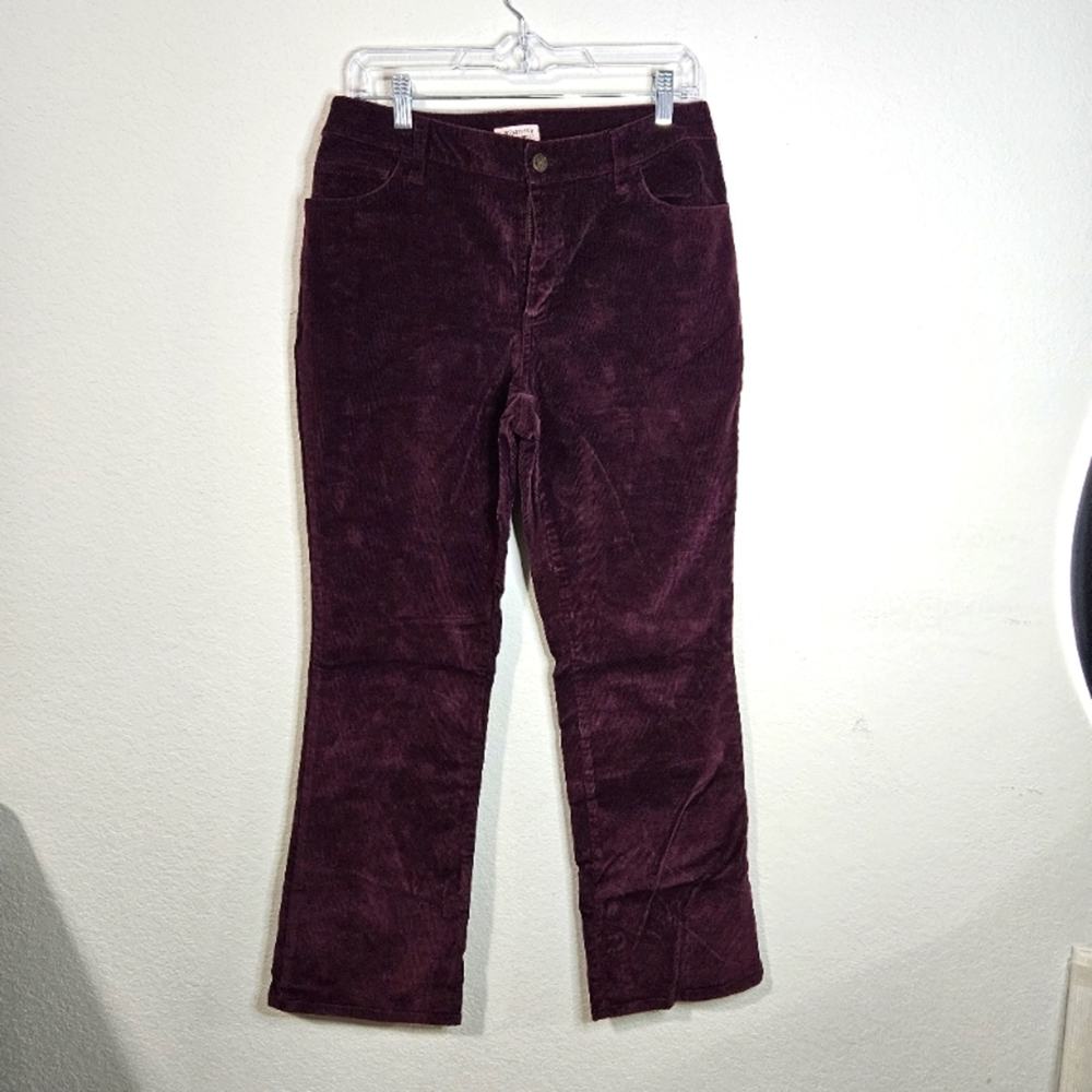 ST JOHNS BAY CORDUROY PANTS MAROON STRAIGHT LEG WOMANS SIZE 10 STRETCH - Picture 2 of 8